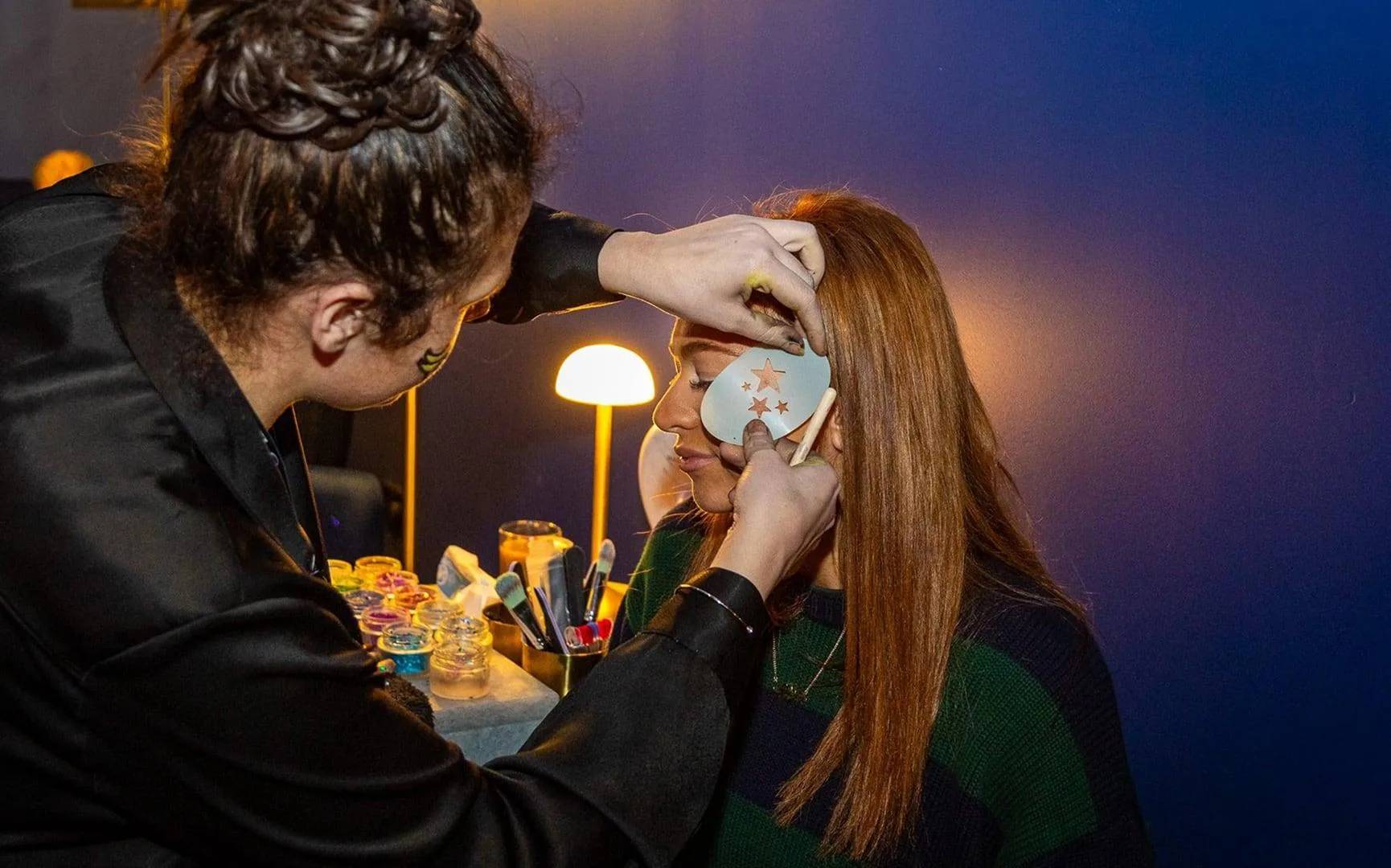 Sky lounge facepainting person